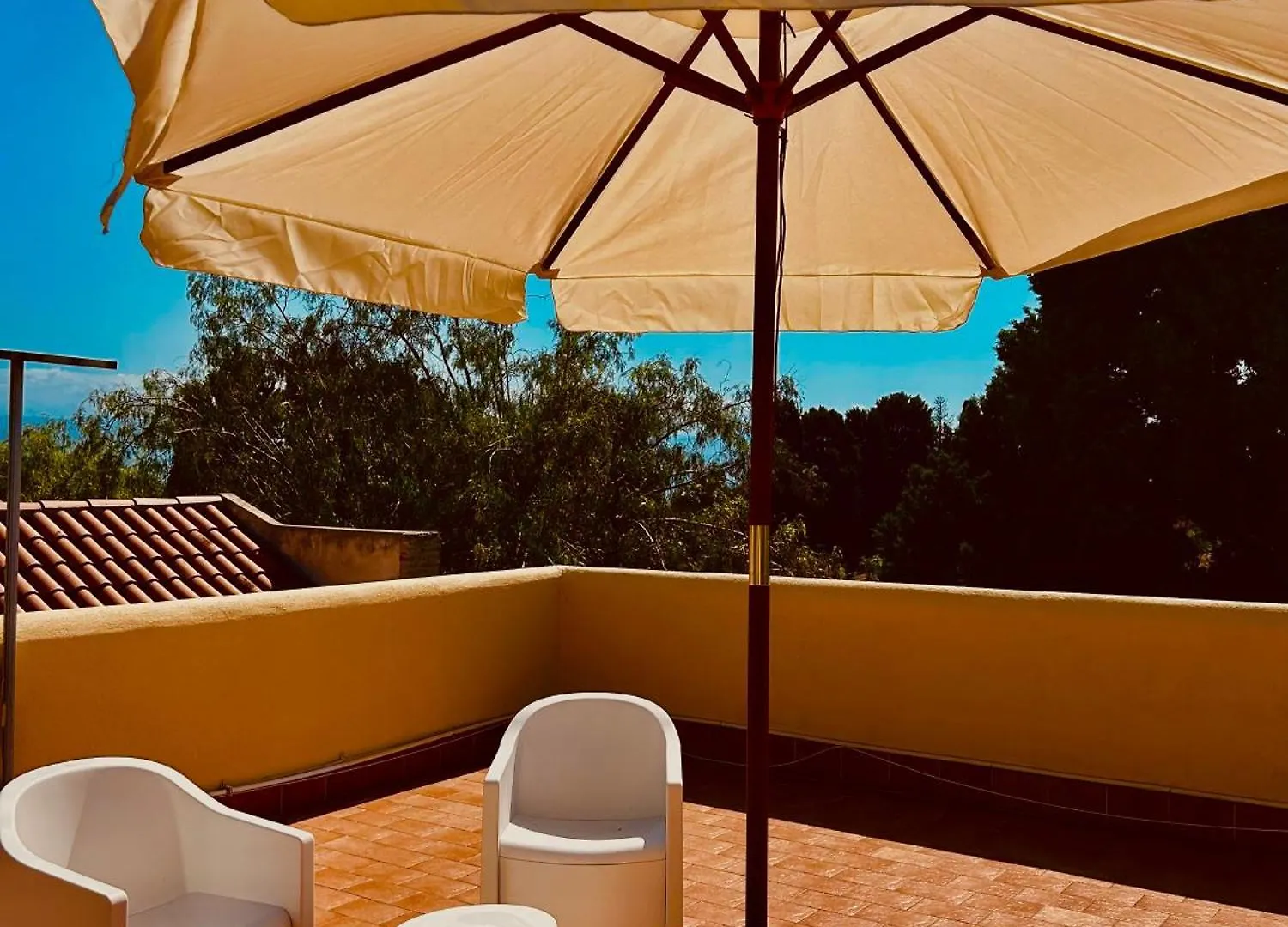 Oltre - Dove Cielo E Mare Si Uniscono Aparthotel Milazzo